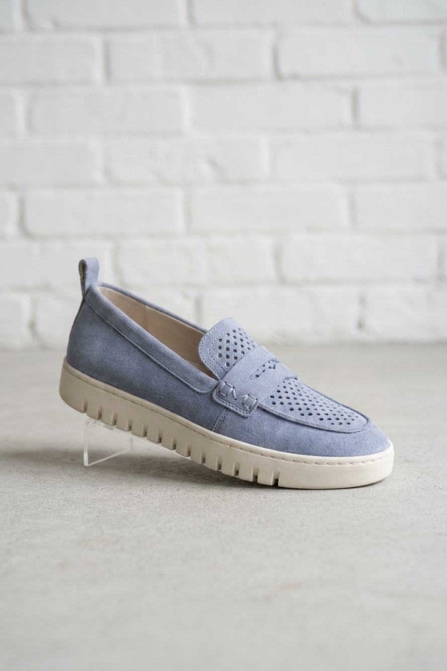 NEW VIONIC women's uptown perforated loafer in pacific blue